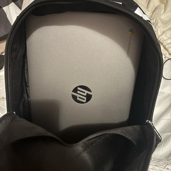 MICHAEL KORS SPORT BLACK BACKPACK - Picture 2 of 15